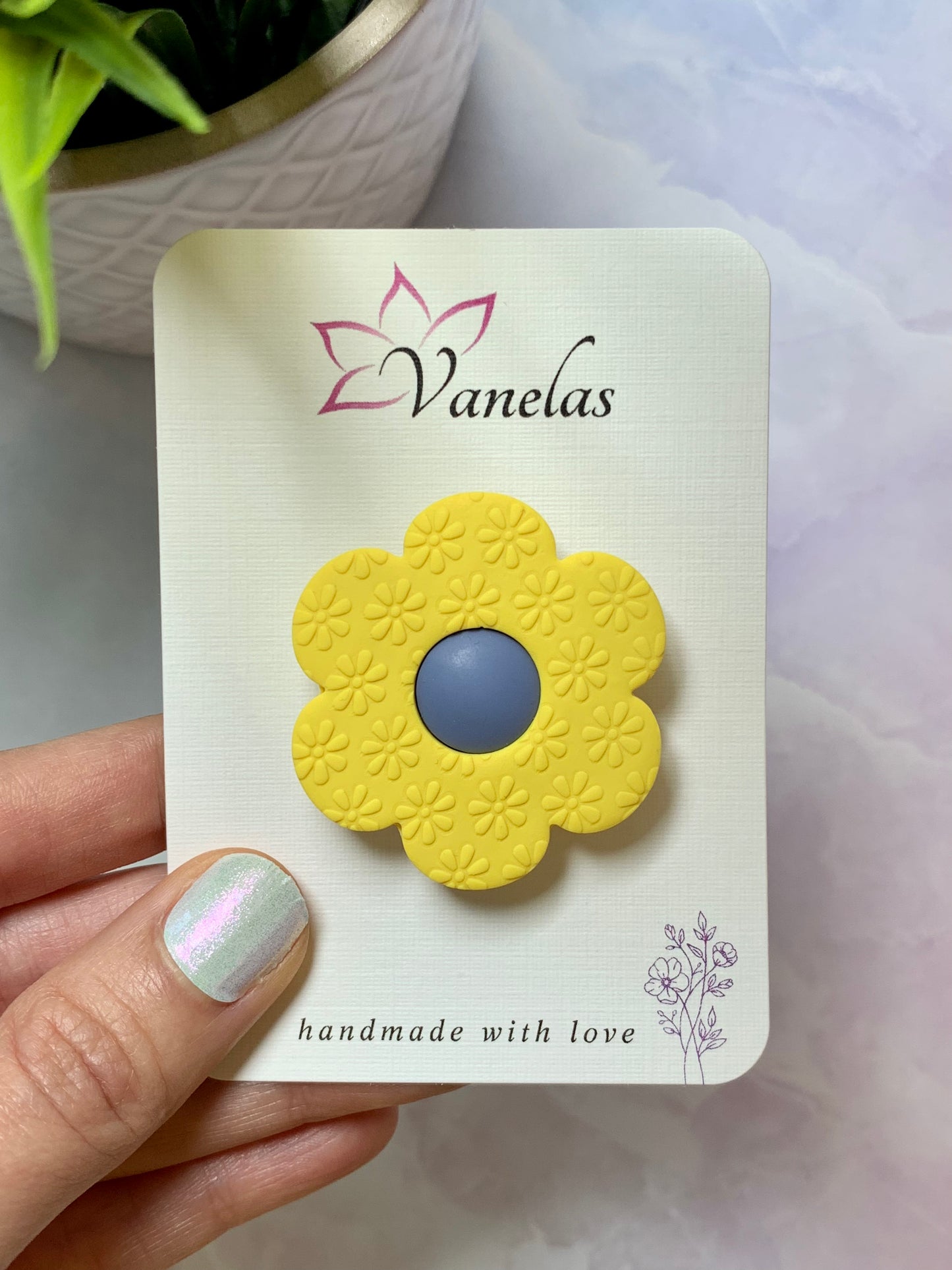 B002 Floral Magnet (Yellow)